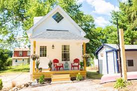 Worcester, MA's Smallest House
